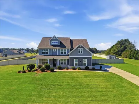 100 Leveret Rd, Locust Grove, GA 30248
