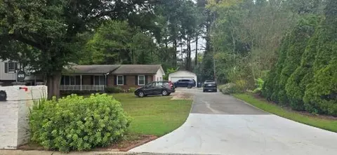 Exterior - 4703 Bogie Rd, Duluth, GA 30096 photo 3 of 6