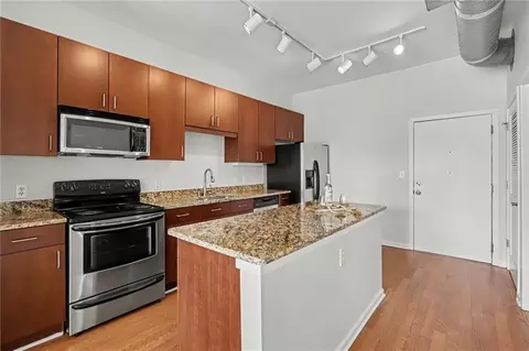 Kitchen - 5300 Peachtree Rd #3110, Chamblee, GA 30341 photo 2 of 3