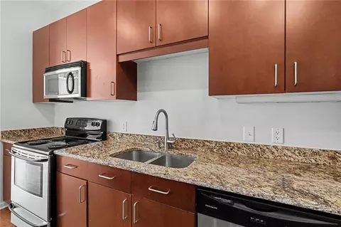 Kitchen - 5300 Peachtree Rd #3110, Chamblee, GA 30341 photo 3 of 3