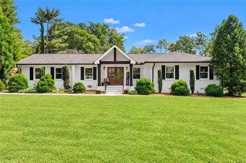 4018 N Arnold Mill Rd, Woodstock, GA 30188