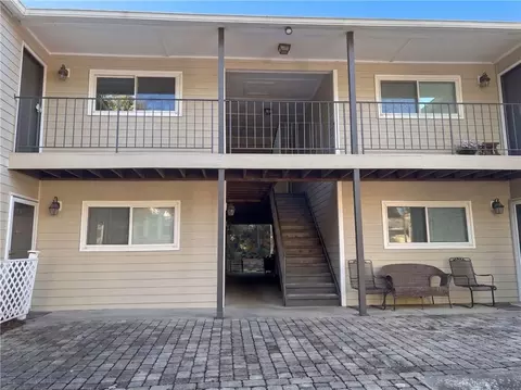 1113 Lake Pointe Cir, Roswell, GA 30075