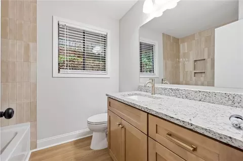 Bath - 9060 Ruby Ln, Gainesville, GA 30506 photo 1 of 2