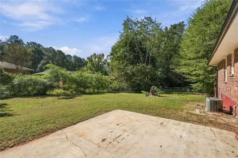 Exterior - 3085 Bobolink Dr, Rex, GA 30273 photo 4 of 5