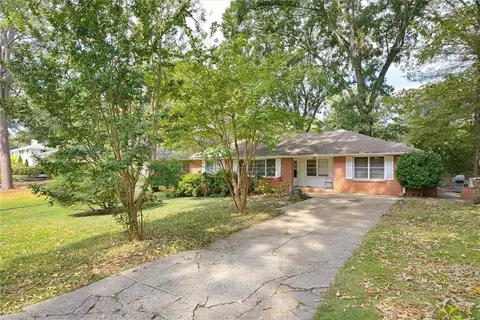 2329 Engineers Dr SE, Marietta, GA 30067
