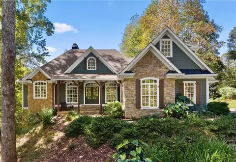 31 Lakotah Ln, Dahlonega, GA 30533