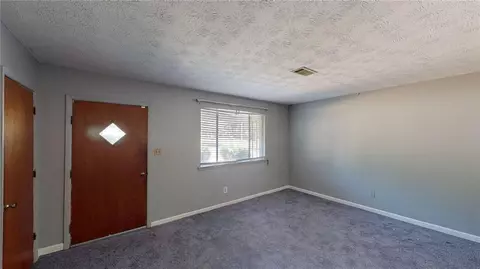 Living - 2423 Lisbon Rd, Augusta, GA 30906 photo 1 of 4