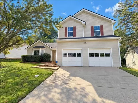 2197 Hidden Creek Dr, Decatur, GA 30035