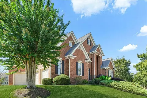 2898 Stone Column Ln, Buford, GA 30519