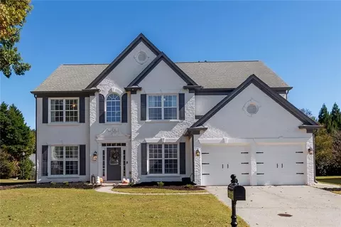 715 Waveland Dr, Woodstock, GA 30189