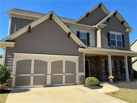 38 Stately Oaks Dr SE, Cartersville, GA 30120