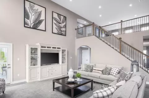 Living - 210 Eagles Crest Dr, Commerce, GA 30529 photo 1 of 1
