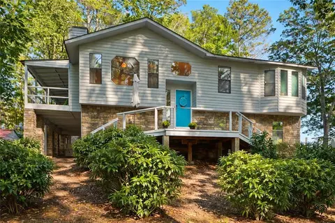 5421 Burdette Rd SE, Mableton, GA 30126