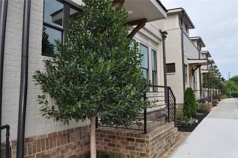 Exterior - 245 White St NW, Marietta, GA 30060 photo 5 of 11