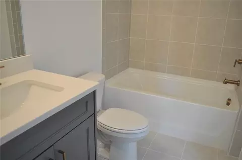 Bath - 245 White St NW, Marietta, GA 30060 photo 6 of 7