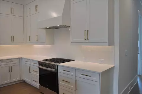 Kitchen - 245 White St NW, Marietta, GA 30060 photo 5 of 8