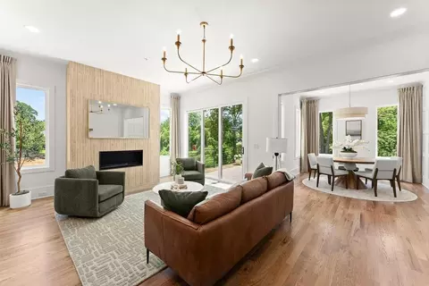 Living - 245 White St NW, Marietta, GA 30060 photo 5 of 6
