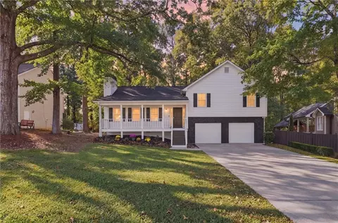 2705 Horseshoe Creek Dr SW, Marietta, GA 30064