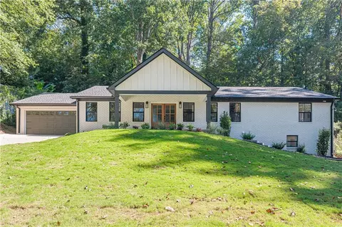 6835 Castleton Dr, Sandy Springs, GA 30328