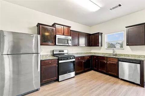 Kitchen - 1262 Walnut Creek Cir, Pendergrass, GA 30567 photo 3 of 3