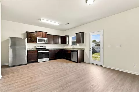 Kitchen - 1262 Walnut Creek Cir, Pendergrass, GA 30567 photo 1 of 3