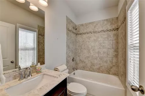 Bath - 3239 Hartford Mill Dr, Duluth, GA 30097 photo 7 of 8
