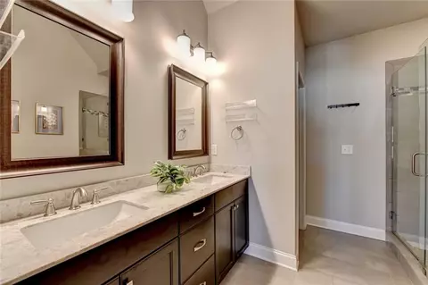 Bath - 3239 Hartford Mill Dr, Duluth, GA 30097 photo 2 of 8