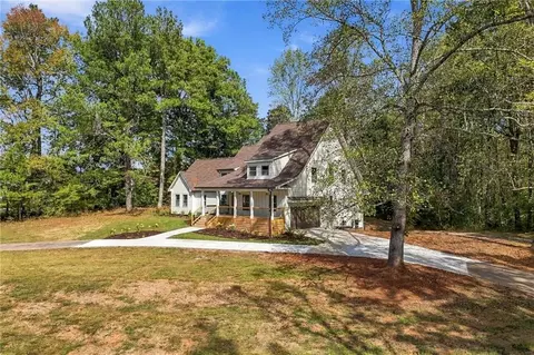 Exterior - 2102 Thomas Rd, Canton, GA 30115 photo 5 of 16