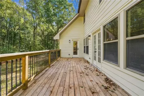 Exterior - 2102 Thomas Rd, Canton, GA 30115 photo 9 of 16