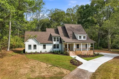 Exterior - 2102 Thomas Rd, Canton, GA 30115 photo 2 of 16