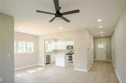 Entry Way - 31 Guthrie Pl, Stockbridge, GA 30281 photo 1 of 2