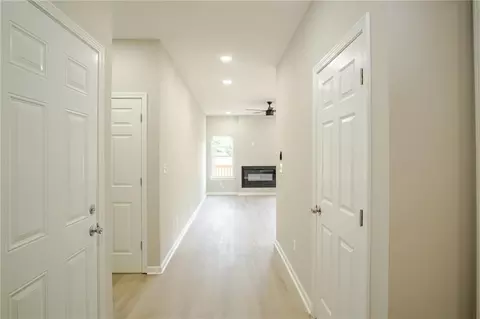 Entry Way - 31 Guthrie Pl, Stockbridge, GA 30281 photo 2 of 2