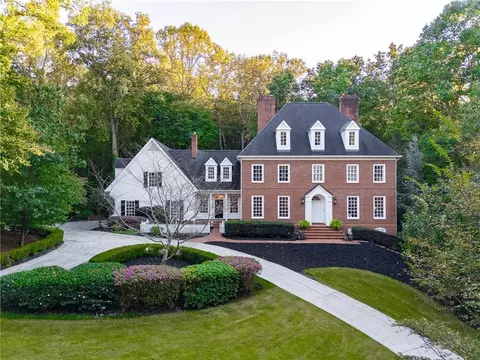 420 Fawn Glen Dr, Roswell, GA 30075