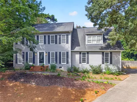 206 Comstock Ct, Lawrenceville, GA 30044