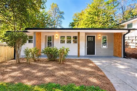 685 Montevista St SW, Atlanta, GA 30310