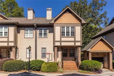 1332 Stillwood Chase NE, Atlanta, GA 30306