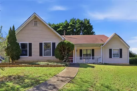 1246 Peninsula Trce, Lawrenceville, GA 30044