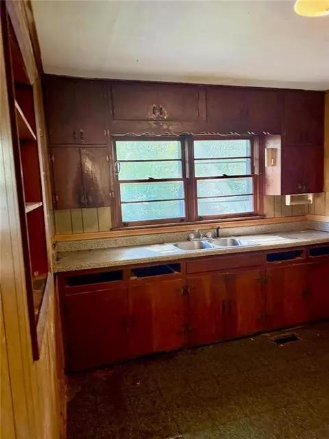 348 Adams Rd, Covington, GA 30014 photo 4