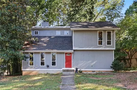 1566 Village Dr NW, Norcross, GA 30093