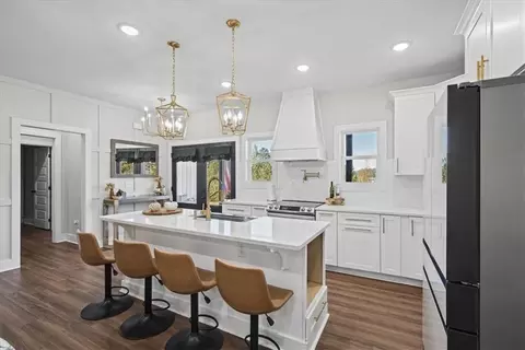 Kitchen - 533 Lively Rd, Waco, GA 30182 photo 4 of 8