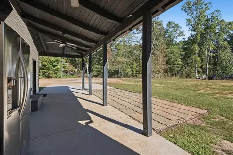 Exterior - 533 Lively Rd, Waco, GA 30182 photo 9 of 18