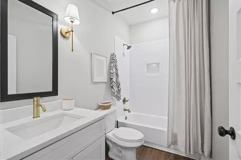 Bath - 533 Lively Rd, Waco, GA 30182 photo 5 of 8
