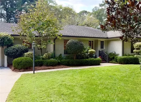 1340 Peachtree Battle Ave NW, Atlanta, GA 30327