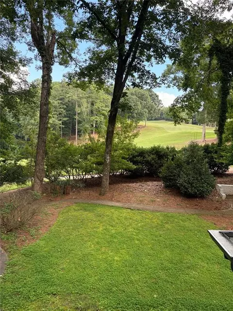 8970 Huntcliff Trce, Sandy Springs, GA 30350