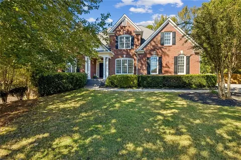 6380 Fox Creek Dr, Cumming, GA 30040