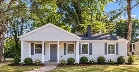 2168 Penrose Dr, East Point, GA 30344
