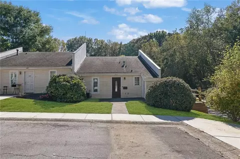 237 Goshen Ln, Woodstock, GA 30188