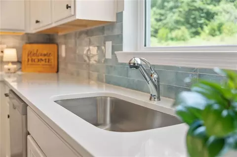 Kitchen - 107 Bridgeview 40 Way, Canton, GA 30114 photo 3 of 4