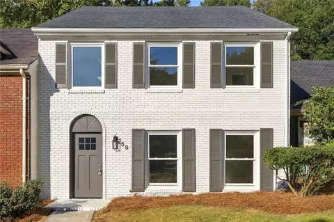 159 Willow Stream Ct, Roswell, GA 30076