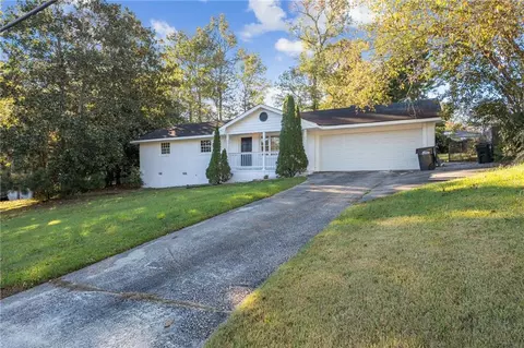 531 Favorwood Dr SW, Marietta, GA 30060